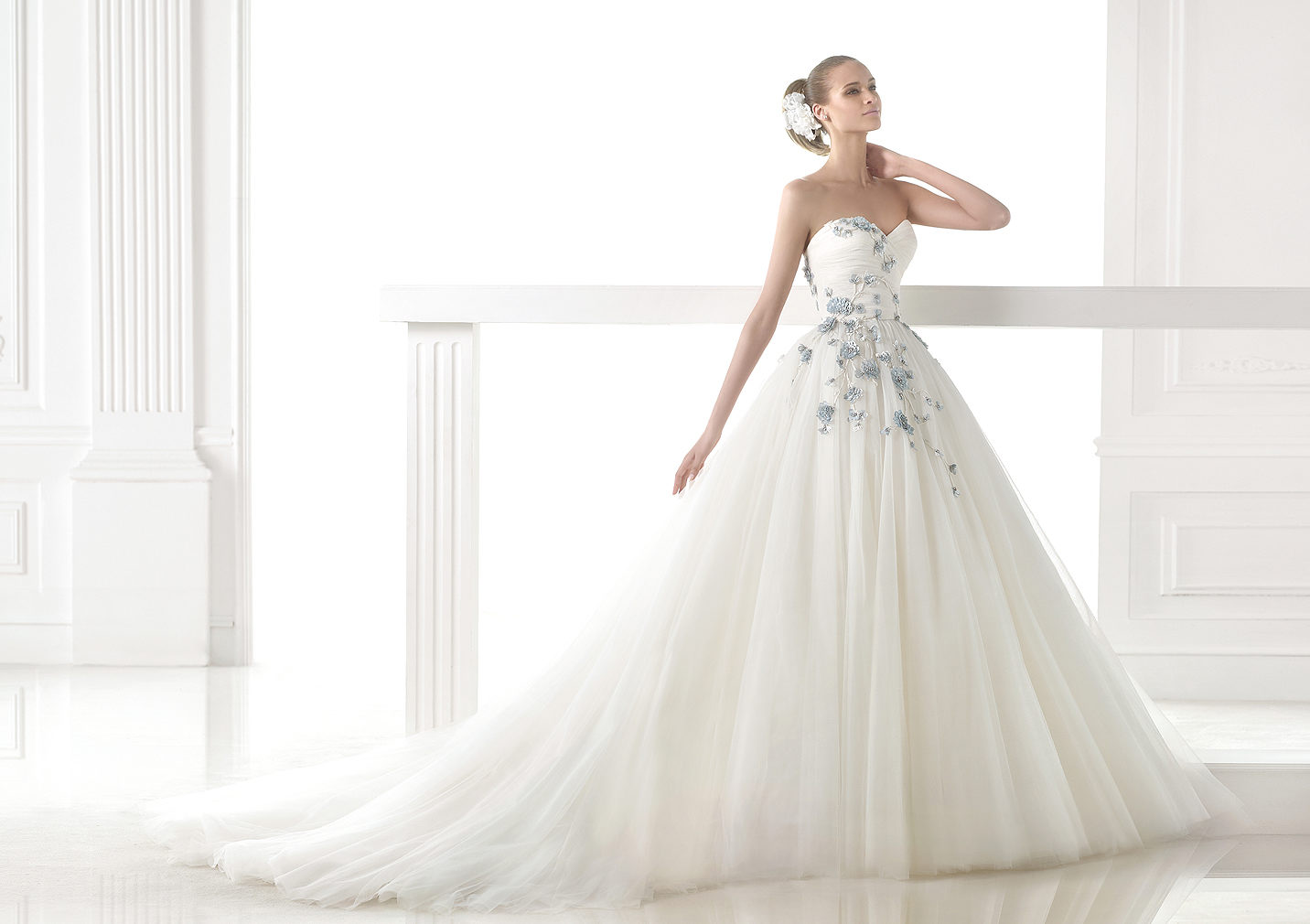 Popular Bridal Gown Designers 7