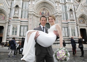 Couple getting married in Florence