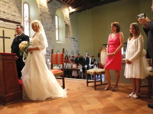 Bridal couple in the church
