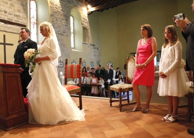 Bridal couple in the church