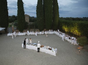 Outdoor wedding dinner