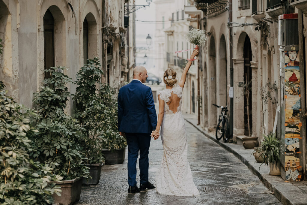 couple after civil wedding in Sicily 